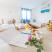 Apartmani Viktorija , Trokrevetni studio sa pogledom na more (3 single ležaja), privatni smeštaj u mestu Buljarica, Crna Gora - Copy of 28